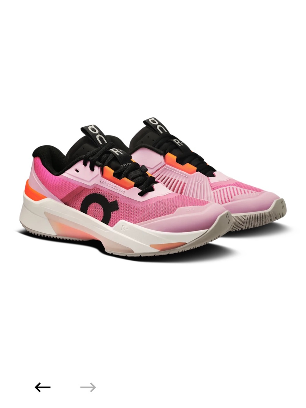 On Cloud The Roger Pro Fire Sneakers On Court Black and Pink